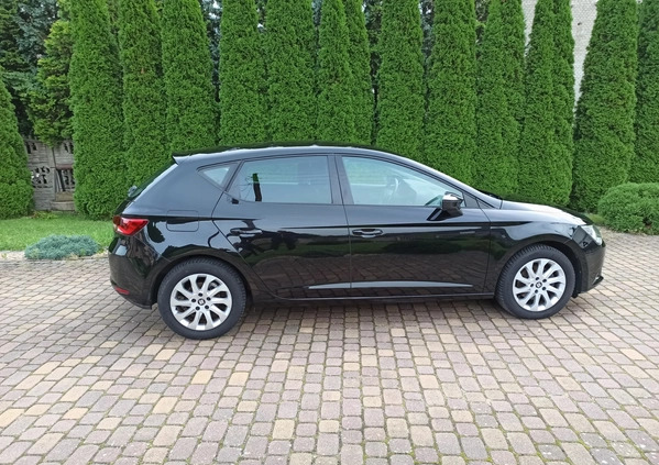 Seat Leon cena 42800 przebieg: 148000, rok produkcji 2015 z Koziegłowy małe 106